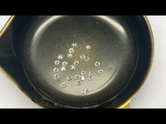 緩い実験室によって育てられるダイヤモンド