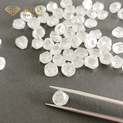 2.0carat緩く荒い宝石類の装飾のための実験室によって育てられるダイヤモンドHPHTのダイヤモンド