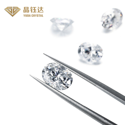 ダイヤモンド指輪のための楕円形の華麗な切口3.0ct HPHT CVD IGIの証明された実験室の育てられたダイヤモンド