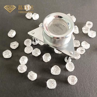 方形 6mm から 8mm DEF カラー HPHT ダイヤモンド 化学蒸気堆積