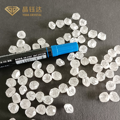 HPHT 切断されていない人造ダイヤモンド VS プラス 透明性 DEF 色 正方形